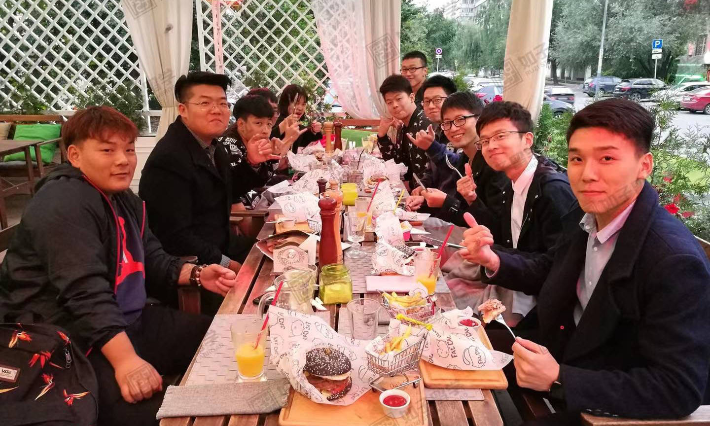 我们与孩子们在境外的日常故事